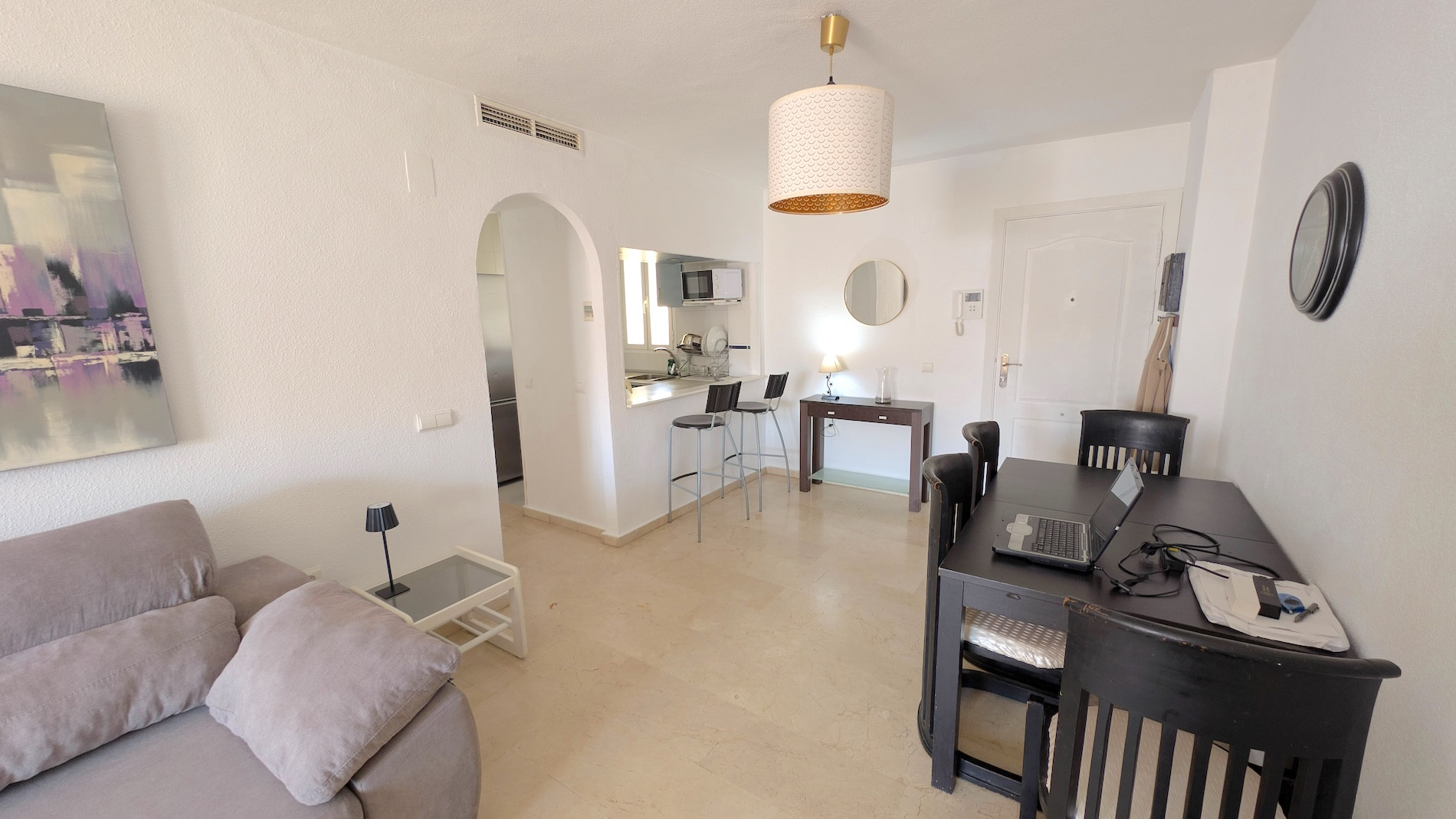 Piso de 2 Dormitorios y 1 Baño en venta en Torrequebrada, Benalmádena