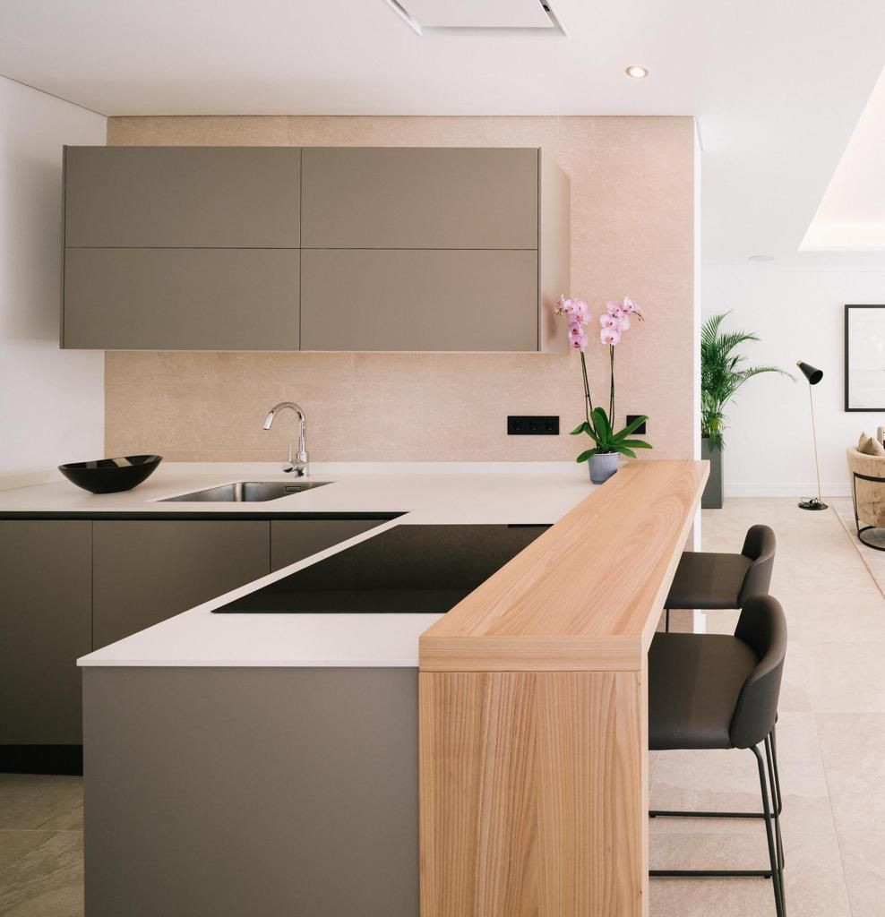 Casa de 3 Dormitorios en alquiler en Nueva Andalucía, Marbella