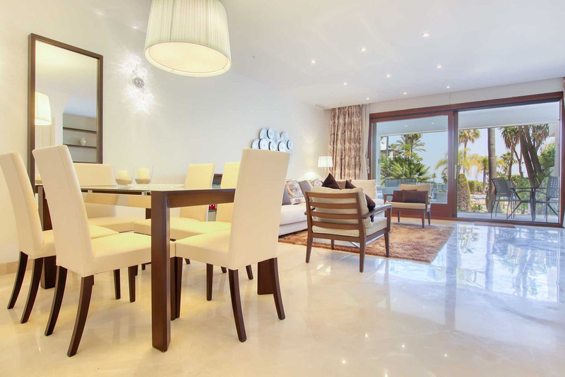 3 Bed, 3 Bath - Townhouse for Sale in Benahavis Pueblo