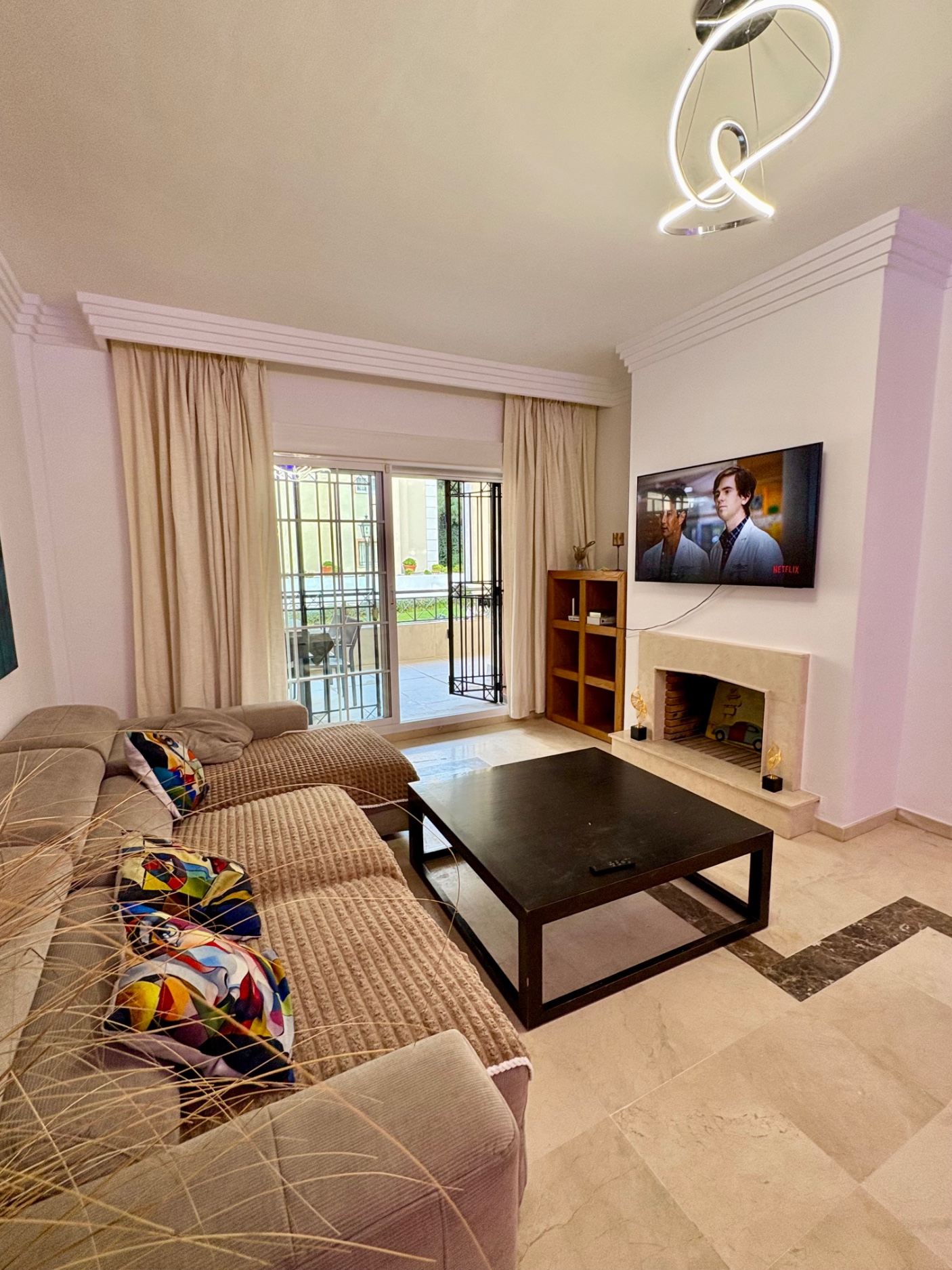 Piso de 3 Dormitorios y 2 Baños en alquiler en Nueva Andalucía, Marbella