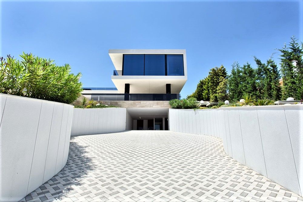 Casa de 5 Dormitorios en venta en Marbella