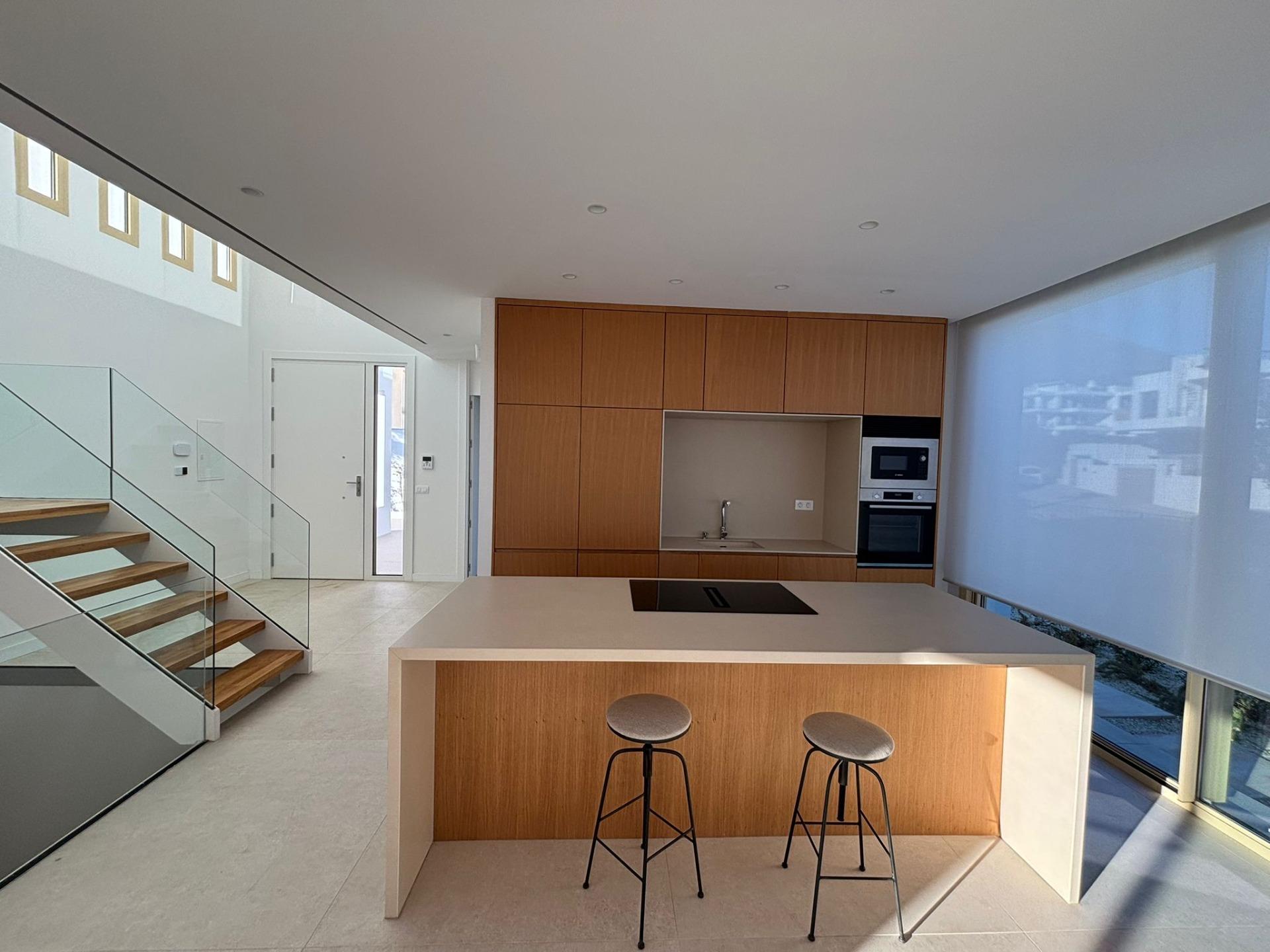 Casa de 6 Dormitorios en venta en Benalmádena Costa