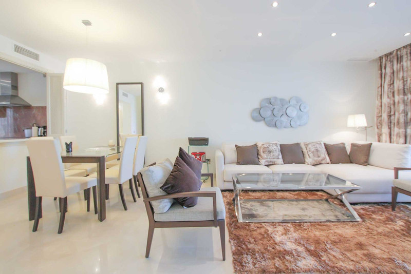 3 Bed, 3 Bath - Townhouse for Sale in Benahavis Pueblo