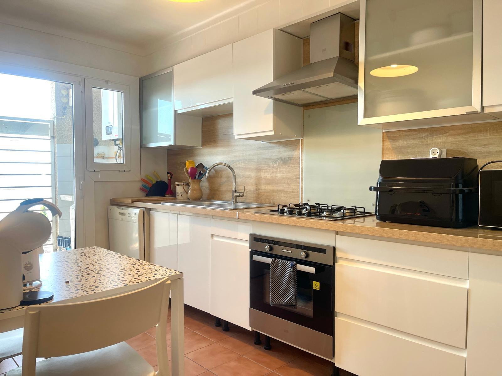 Piso de 4 Dormitorios y 2 Baños en venta en Roses