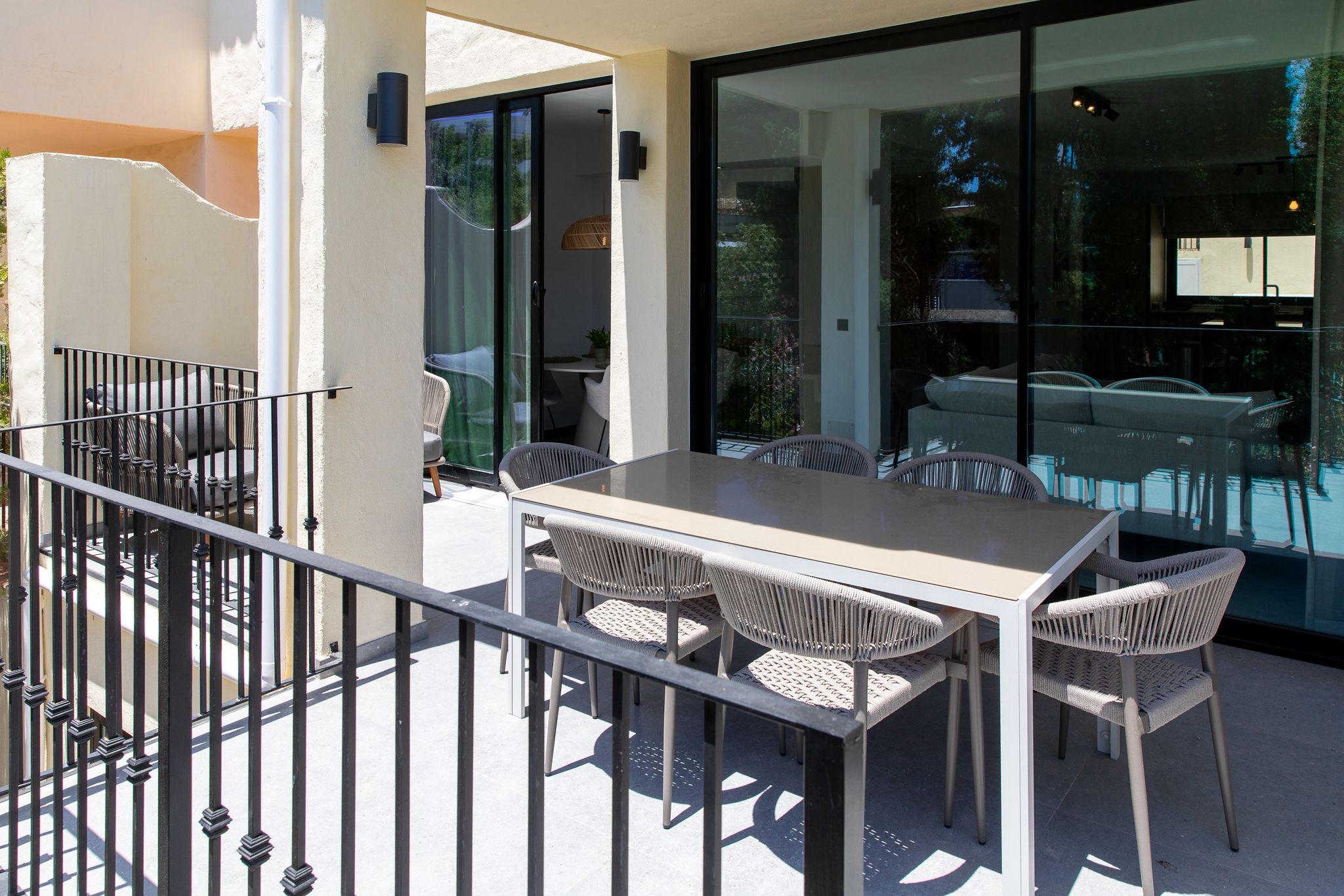Casa Adosada de 3 Dormitorios en venta en Nueva Andalucía, Marbella