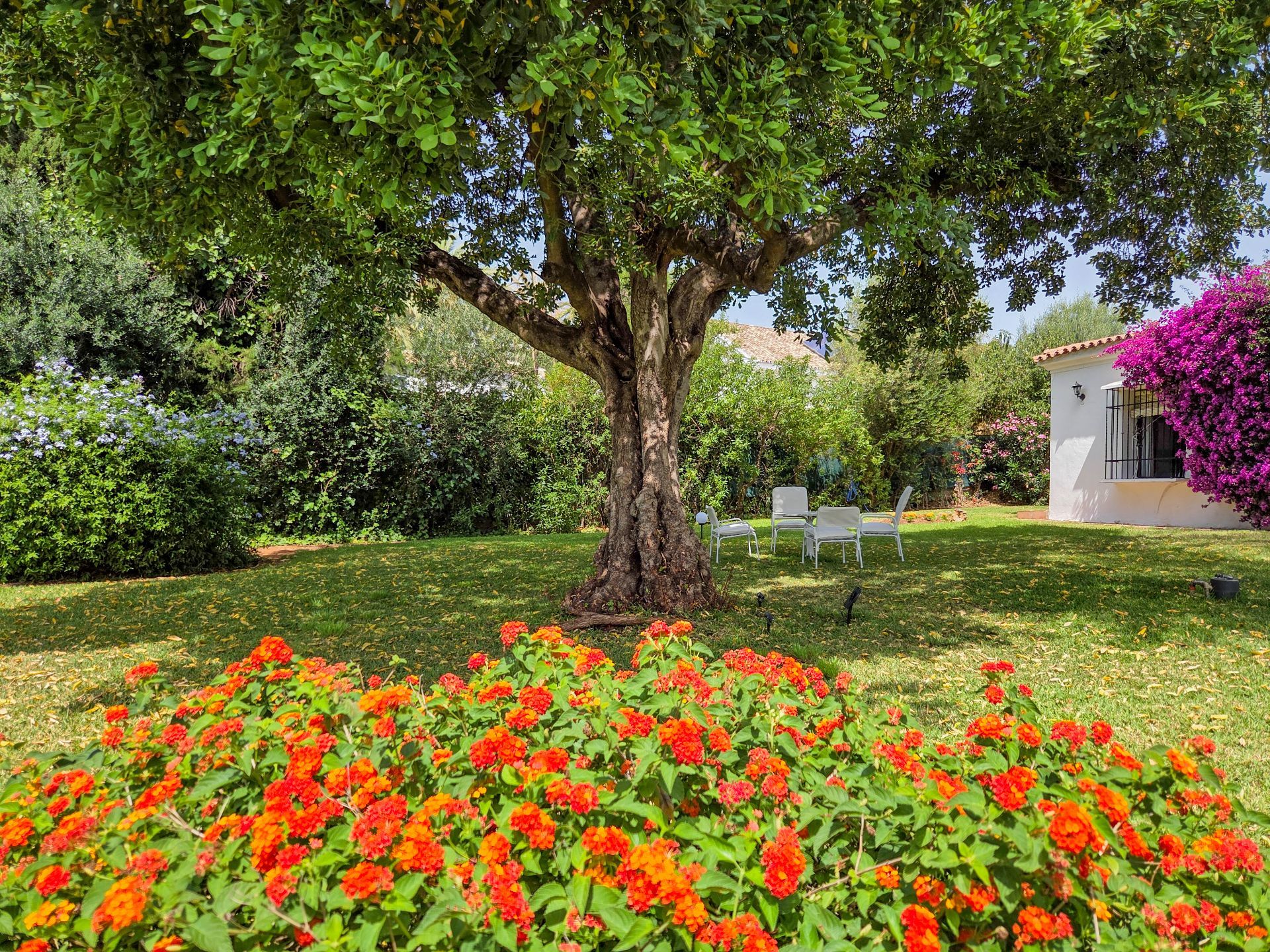3 Bed, 2 Bath - Villa for Sale in Marbella