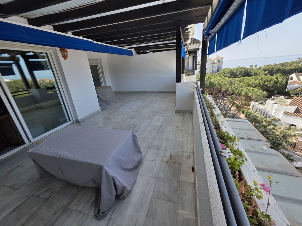 Piso de 2 Dormitorios en venta en Puerto Banús